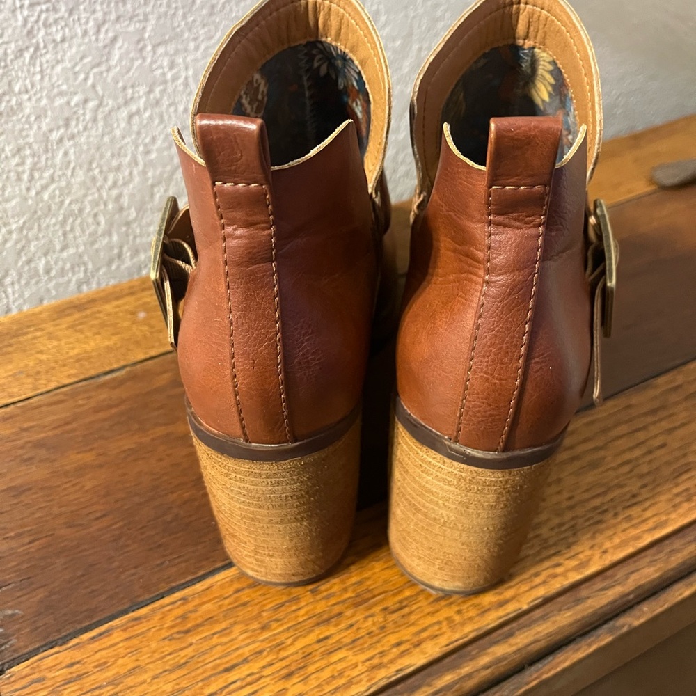 Korks Tan Cognac “Kari Block” Faux Leather Ankle Booties 3” Heel Size 8.5M - Picture 4 of 10
